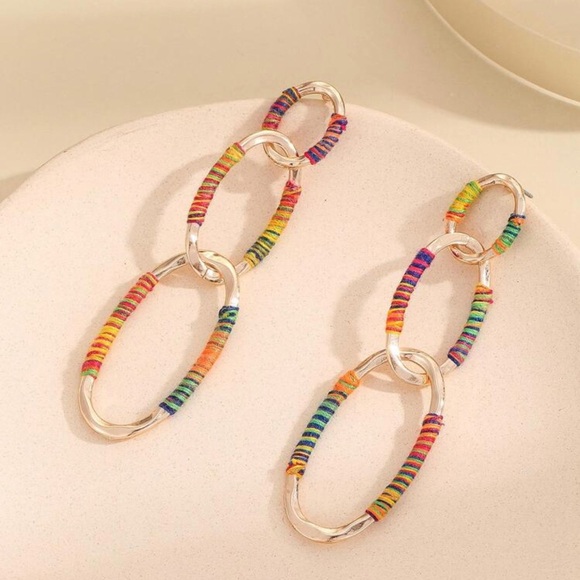 2/$30🌵 Colorful Thread Wrapped Gold Oval Chain Link Earrings Dangle Boho NEW - Picture 7 of 8